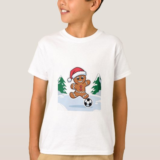 Christmas Gingerbread Cookie playing soccer Tシャツ (正面)