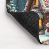 Christmas Gingerbread Cottage With a Snowman マウスパッド (コーナー)