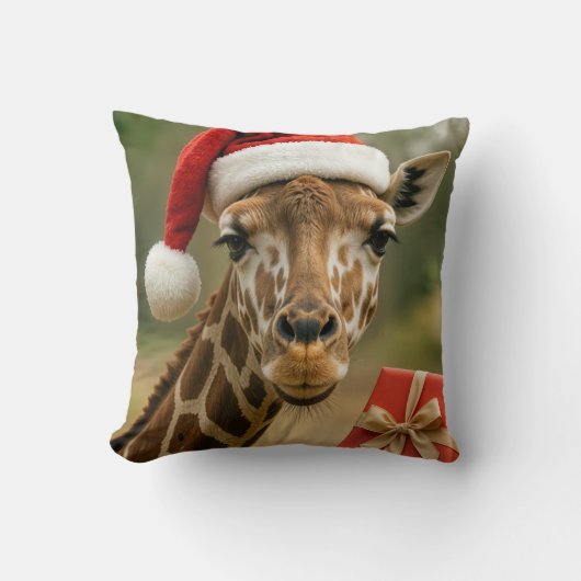 Christmas Giraffe With Holiday Gift クッション (正面)