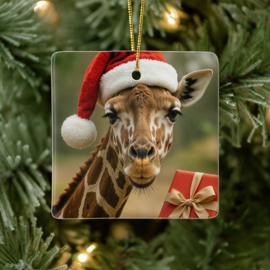 Christmas Giraffe With Holiday Gift セラミックオーナメント (ツリー)