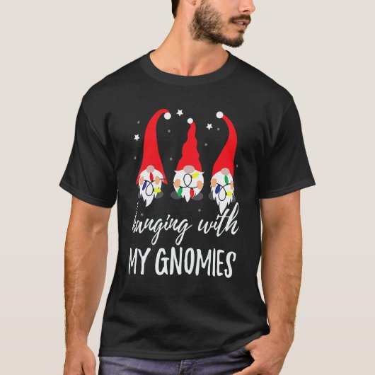 Christmas Gnome Hanging With My Gnomies Men Women  Tシャツ (正面)