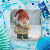 Christmas Gnome In Snowflakes With Candy Cane ペーパープレート (パーティー)