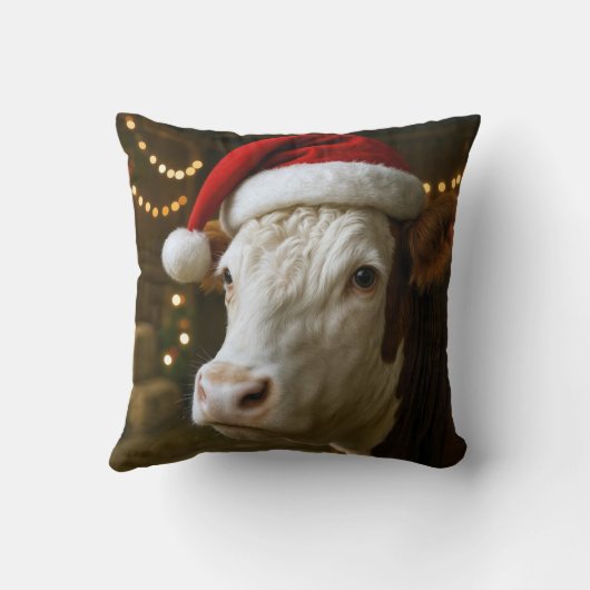 Christmas Hereford Cow Wearing a Santa Hat クッション (裏面)