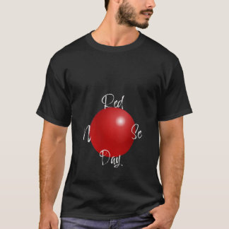 Christmas Holiday Rudolf Reindeer Red Nose Hunting Tシャツ