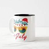 Christmas In July ツートーンマグカップ (正面左)