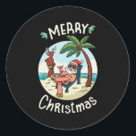 Christmas in July ラウンドシール<br><div class="desc">Funny Christmas design featuring an illustration of Santa Claus relaxing at the beach under a palm tree on a little island. A perfect match for Christmas in July as well as for real Christmas in December.</div>