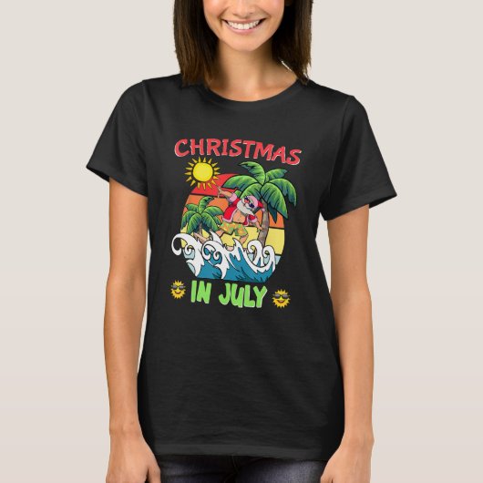 Christmas In July  Santa Surfing Summer Beach Vaca Tシャツ (正面)