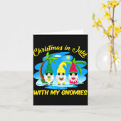 Christmas In July With My Gnomies Beach Summer Chr カード (黄色い花)