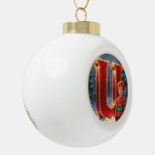 Christmas Letter U Ornament | Red Gold Monogram セラミックボールオーナメント (左)