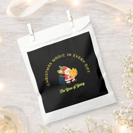 Christmas Magic in Every Gift フェイバーバッグ (クリップ留めされた状態)