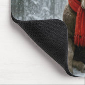 Christmas Moose In a Snowy Forest マウスパッド (コーナー)