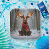 Christmas Moose Wearing Scarf and Lights ペーパープレート (パーティー)