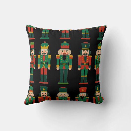 Christmas Nutcrackers on Black クッション (裏面)