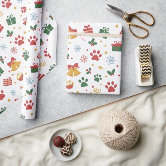 Christmas Paw Prints & Gifts Wrapping Paper ラッピングペーパー (クラフト)