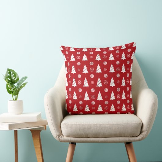 Christmas Pillow with Trees and Snowflakes クッション (椅子)