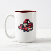 Christmas Poinsettia Gnome On Red Pickup Truck ツートーンマグカップ (左)