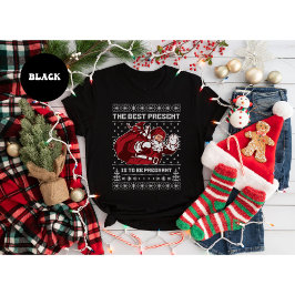 Christmas Pregnancy Announcement Present Tシャツ