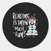 Christmas Reading Tee Snowman Book Tee Book Lover  ラウンドシール (正面)