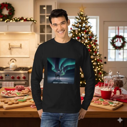 Christmas Reindeer Aurora Borealis Night Sky Tシャツ