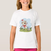 Christmas Sheep playing soccer Tシャツ (正面)