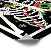 Christmas Skeleton With Smiling Skull Drinking Cof ポスター (角)