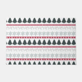 Christmas Snowflakes and Trees ドアマット (正面)