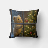 Christmas Teddy Bear Decorating a Tree クッション (裏面)