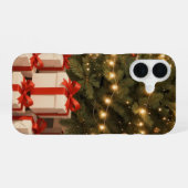 Christmas Tree Red Gift Boxes Phone Case iPhone 16ケース (裏面横)