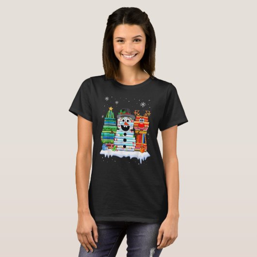 Christmas Tree Snowman Reindeer Book Stack Librari Tシャツ (正面フル)
