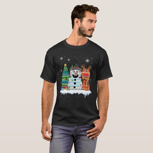 Christmas Tree Snowman Reindeer Book Stack Librari Tシャツ (正面フル)