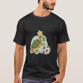 Christmas Turtle with Soccer Ball Tシャツ (正面)
