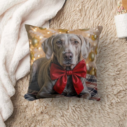 Christmas Weimaraner Dog With Red Bow クッション (ブランケット)