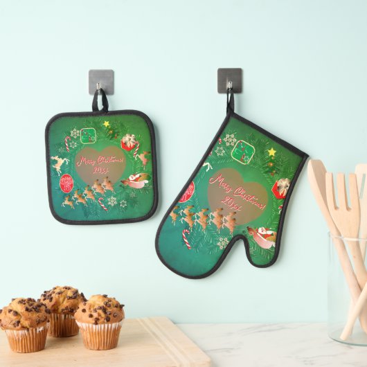 Christmassy Oven Mitt and Pot Holders 鍋つかみ&鍋敷きセット (インサイチュ (吊り下げ))