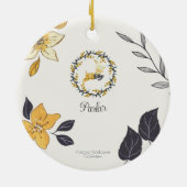Christmastime Deer Yellow Cream Floral Photo セラミックオーナメント (裏面)