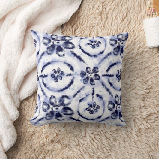 “Chromatic Comfort Cushion” クッション (ブランケット)