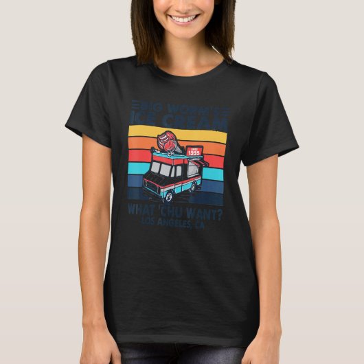 Chuが夏の海を望むビッグワームのアイスクリーム Tシャツ (正面)