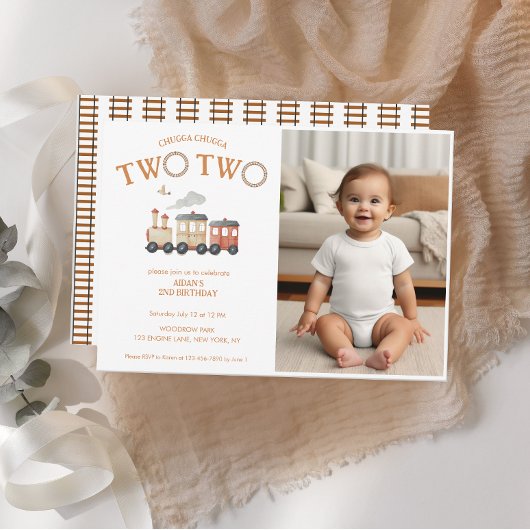 Chugga Two Train第2誕生日写真 招待状