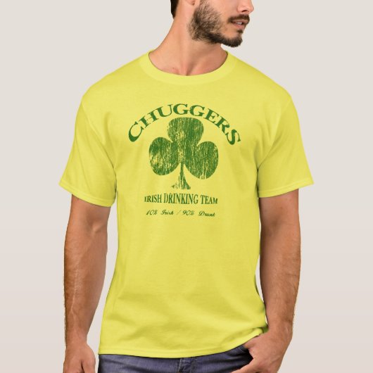 Chuggersのアイルランドの飲むチームおもしろTシャツ2 Tシャツ (正面)