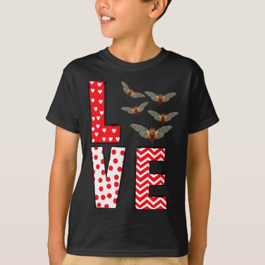 Cicada Valentines Day Love Valentine Cute Hearts  Tシャツ (正面)