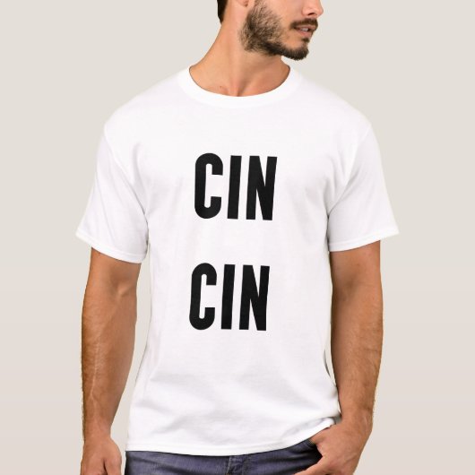 Cin Cin Typography Tシャツ (正面)