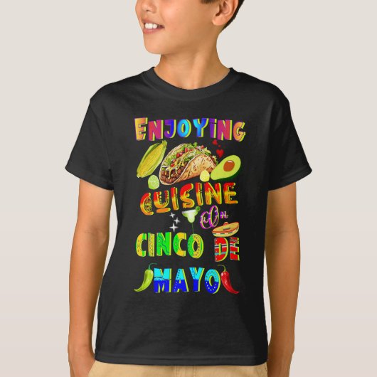 Cinco de Mayoでグルメを楽しむ Tシャツ (正面)