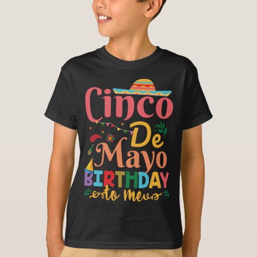 Cinco De Mayo誕生日トミーオンチンコ誕生日 Tシャツ (正面)
