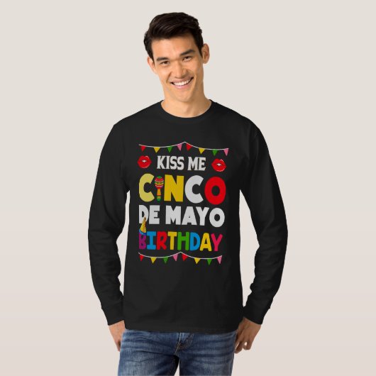 Cinco De Mayo Burritos  Mexico Tacos and Avocado   Tシャツ (正面フル)