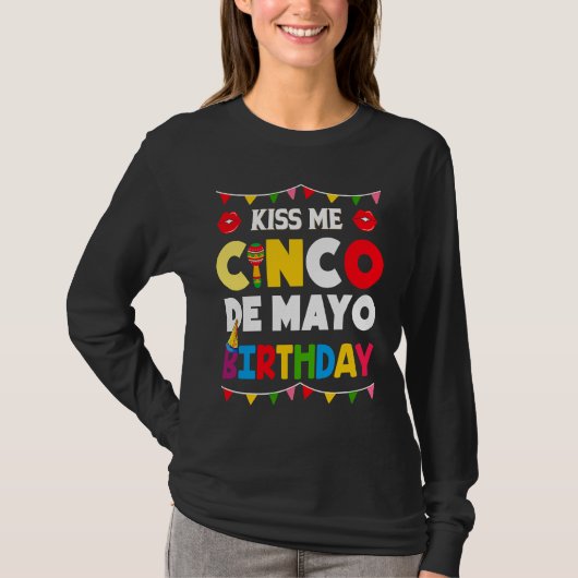 Cinco De Mayo Burritos  Mexico Tacos and Avocado   Tシャツ (正面)