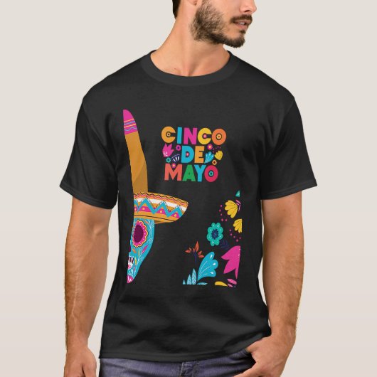 Cinco De Mayo Burritos  Mexico Tacos and Avocado   Tシャツ (正面)