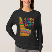Cinco De Mayo Burritos  Mexico Tacos and Avocado   Tシャツ (正面)