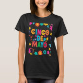 Cinco De Mayo Burritos  Mexico Tacos and Avocado   Tシャツ (正面)