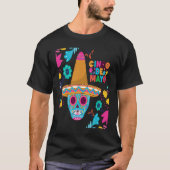 Cinco De Mayo Burritos  Mexico Tacos and Avocado   Tシャツ (正面)