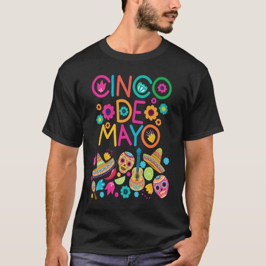 Cinco De Mayo Burritos  Mexico Tacos and Avocado   Tシャツ (正面)