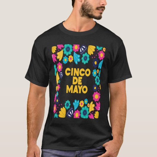 Cinco De Mayo Burritos Mexico Tacos and Avocado Tシャツ (正面)